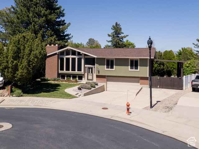 6861 S ALFALFA CIR, West Jordan UT 84084