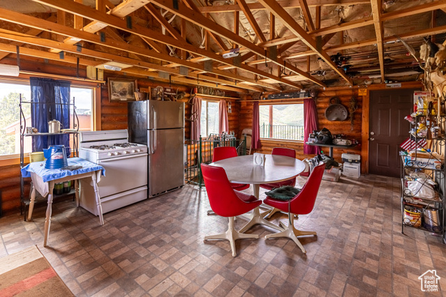 Photo 7 for MLS #2082419 at 2185 Crestridge Rd  #51