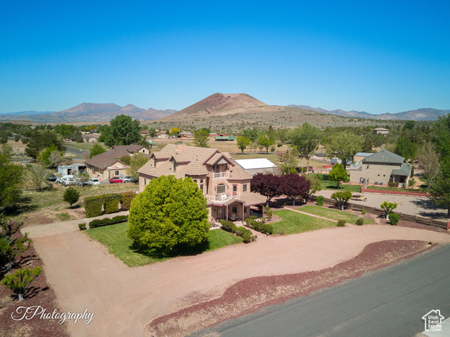 Photo 40 for MLS #2082444 at 885 N Old Farms Rd