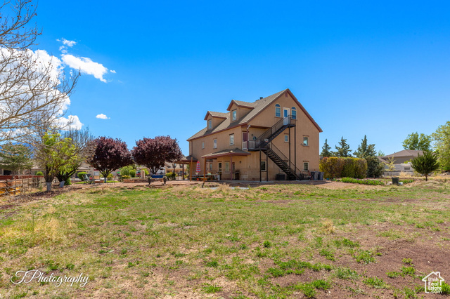Photo 34 for MLS #2082444 at 885 N Old Farms Rd