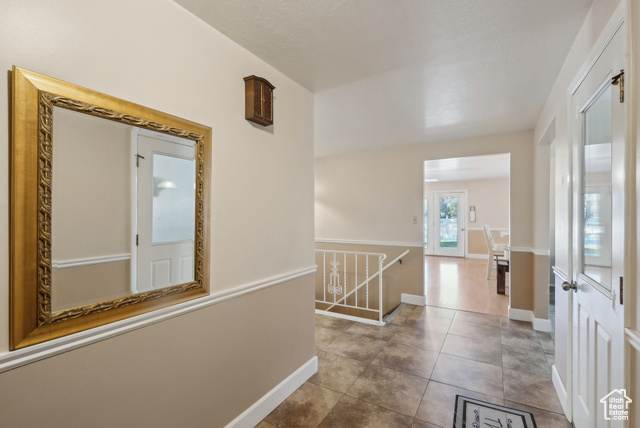Photo 19 for MLS #2082471 at 518 E Wendy Way