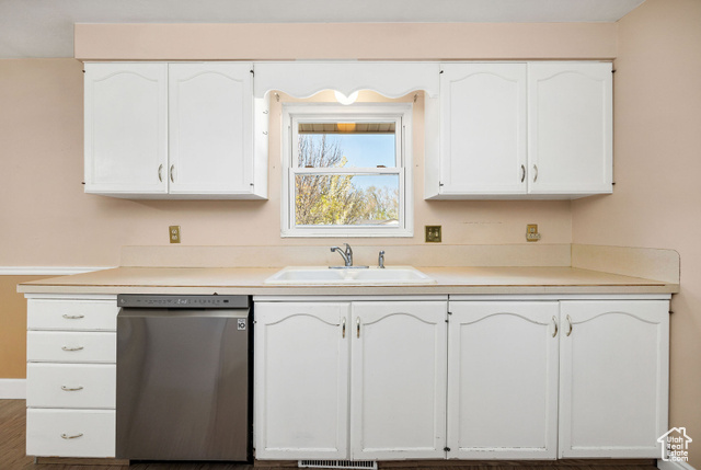 Photo 13 for MLS #2082471 at 518 E Wendy Way