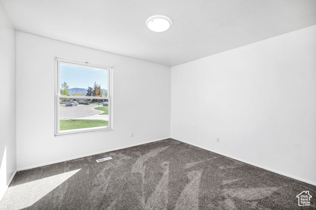 Photo 43 for MLS #2082471 at 518 E Wendy Way