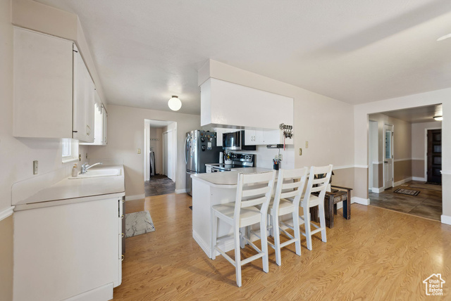 Photo 12 for MLS #2082471 at 518 E Wendy Way