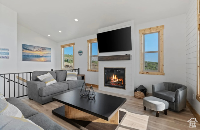 Photo 8 for MLS #2082476 at 3042 S Chukar Dr
