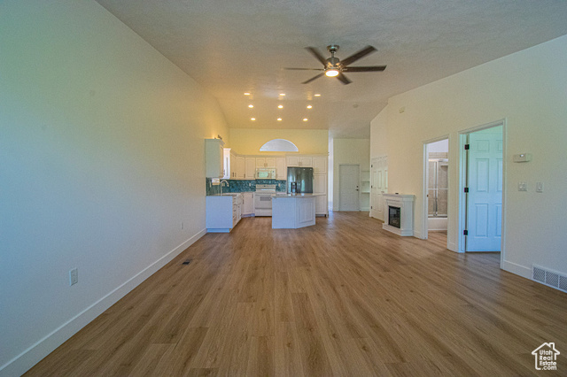 Photo 15 for MLS #2082487 at 25 Clubhouse Dr