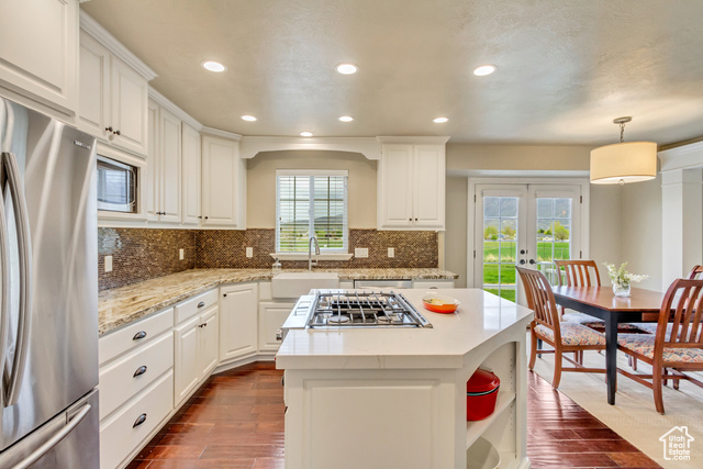 Photo 10 for MLS #2082490 at 4142 W Park Dr