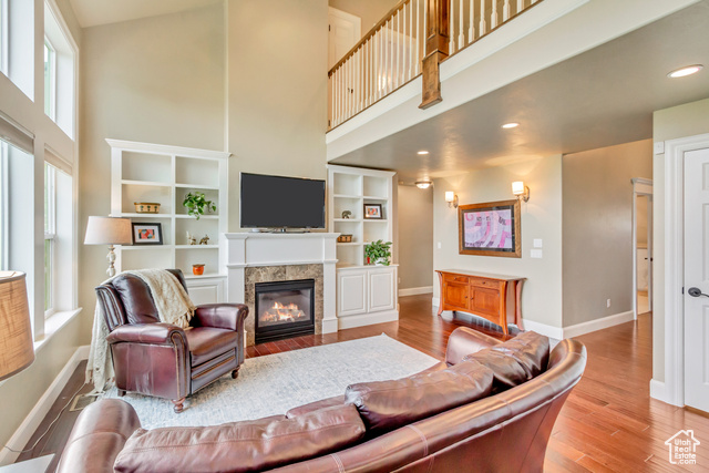 Photo 7 for MLS #2082490 at 4142 W Park Dr