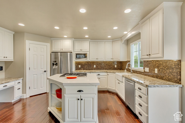 Photo 9 for MLS #2082490 at 4142 W Park Dr