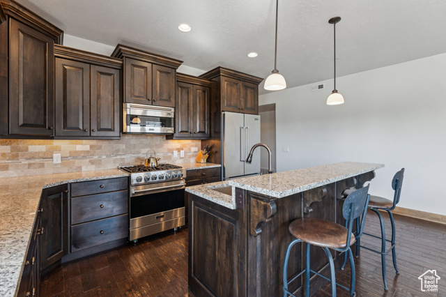 Photo 9 for MLS #2082623 at 9855 N Vista Dr #104