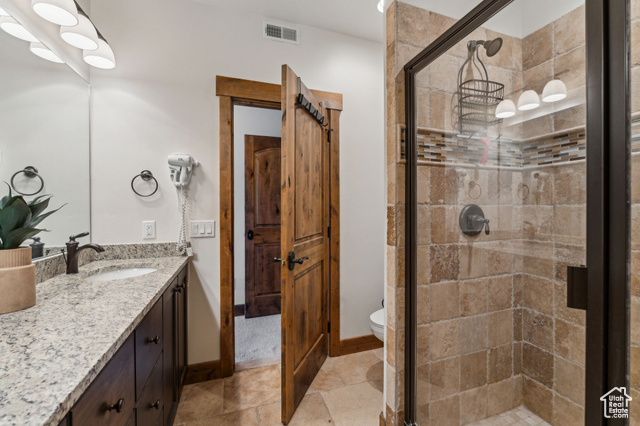 Photo 13 for MLS #2082623 at 9855 N Vista Dr #104