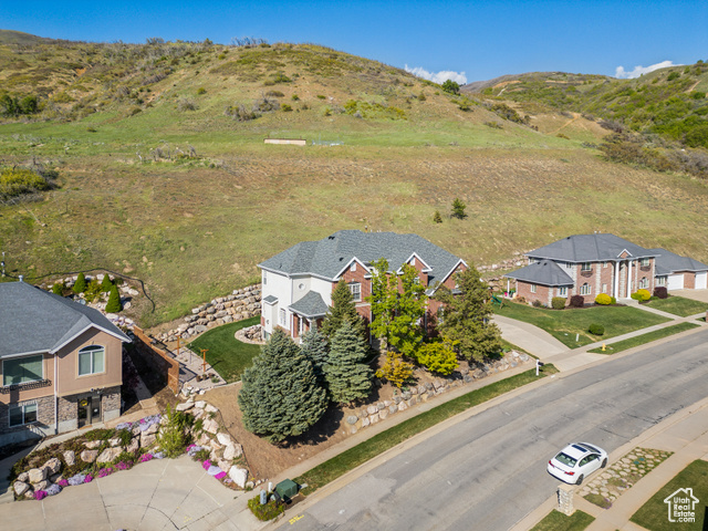 Photo 84 for MLS #2082632 at 1375 Northridge Dr