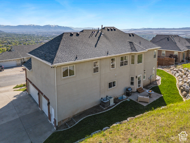 Photo 77 for MLS #2082632 at 1375 Northridge Dr