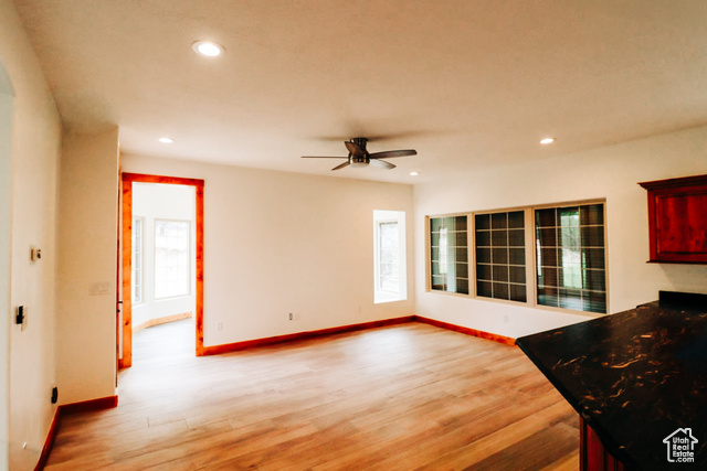Photo 9 for MLS #2082658 at 985 N Russell Rd