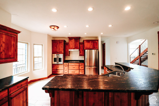 Photo 6 for MLS #2082658 at 985 N Russell Rd