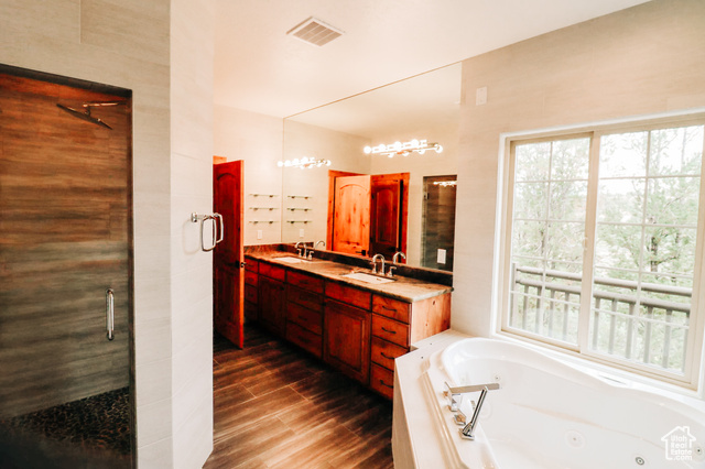 Photo 19 for MLS #2082658 at 985 N Russell Rd