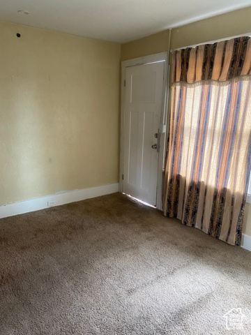 Photo 3 for MLS #2082664 at 2531 Fowler Ave