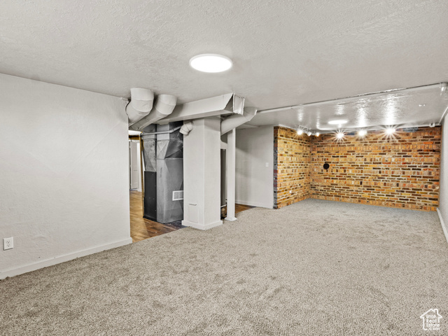 Photo 12 for MLS #2082735 at 1362 Marilyn Dr
