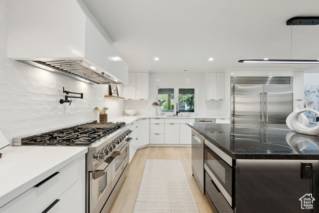 Photo 19 for MLS #2082756 at 3520 S Westwood Dr