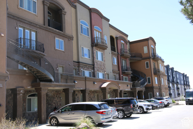 5176 N UNIVERSITY AVE AVE ##214, Provo UT 84604