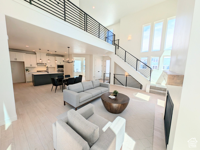6967 W LAKE AVE #324, South Jordan UT 84009
