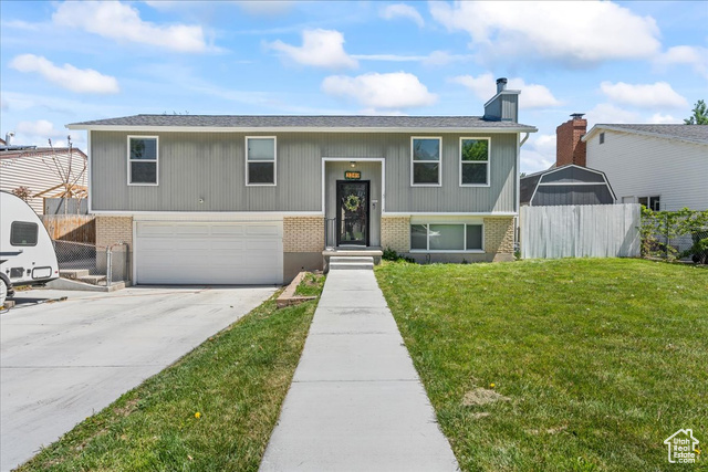 3349 S SQUIREWOOD DR, West Valley City UT 84120