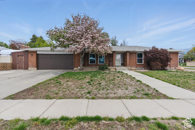 9931 S BLOSSOM DR, Sandy UT 84092