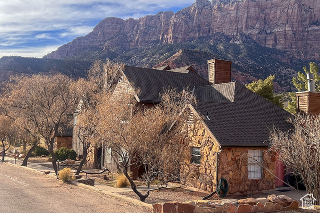 88 STONE MOUNTAIN RD #104B, Springdale UT 84767