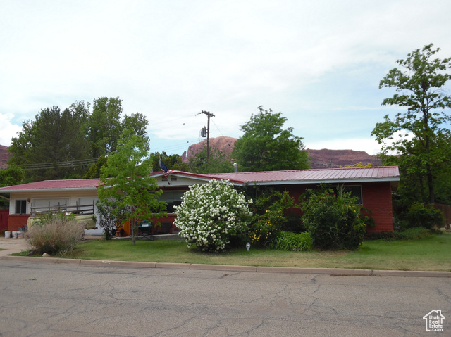 477 W GRAND CIR, Moab UT 84532