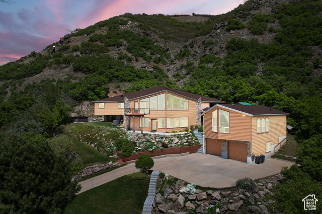 Photo 28 for MLS #2083234 at 2456 E Bonneville Ter