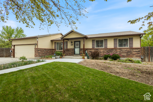4020  KIRKWALL CIR, South Jordan UT 84009