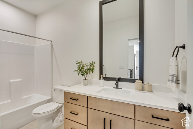 Photo 54 for MLS #2083362 at 6721 W Lake Ave #121