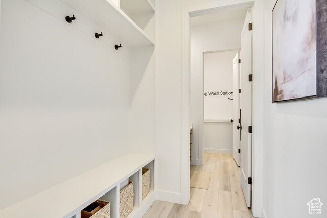 Photo 24 for MLS #2083362 at 6721 W Lake Ave #121