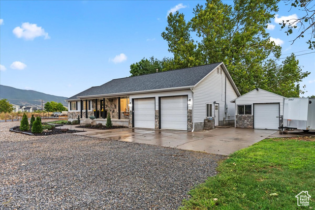 Photo 3 for MLS #2083512 at 278 E Shepard Ln