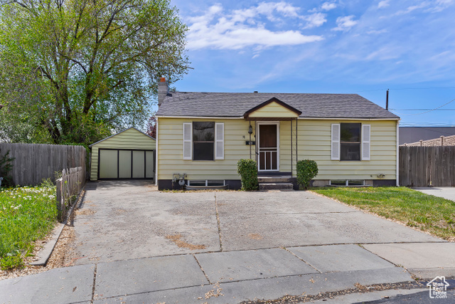 98 ROOSEVELT AVE American Fork, Utah Don't miss this incredible opportunity to own a well-maintained 5 bedroom home offering 1,584 square feet of comfortable living space in a prime Utah County location-just minutes from the freeway for an easy commute! Enjoy the peace of mind that comes with a new roof as of 2022, and the fresh feel of brand new carpet throughout. The spacious layout provides flexibility for families, home offices, or guest rooms. Outside, you'll find a massive backyard perfect for entertaining, gardening, or future additions, along with a detached 2-car garage offering plenty of parking and storage. With its unbeatable location and great features, this home is a must-see for first-time home buyers. Square footage figures are provided as a courtesy estimate only and were obtained from a previous listing. Buyer is advised to obtain an independent measurement.