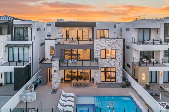 898 W SAPPHIRE SKY LN, St George UT 84790