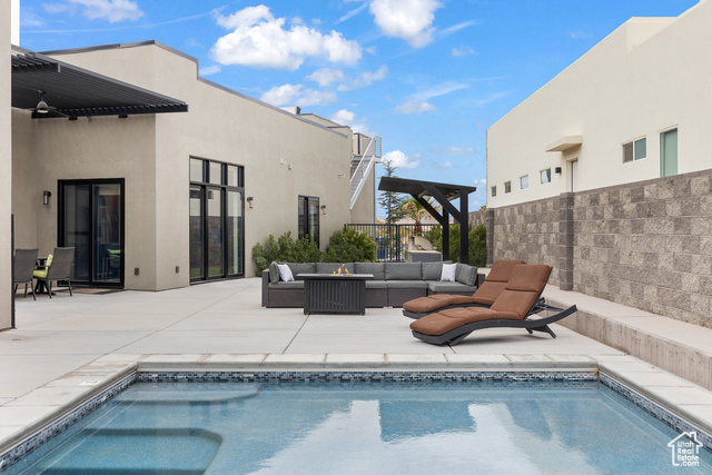 Photo 70 for MLS #2083586 at 1450 W Torrey Pines Rd