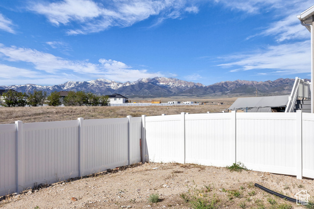 405 W Domain Ln