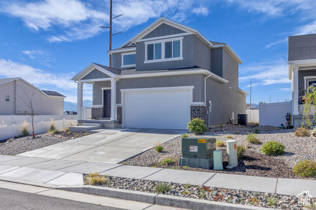 405 W Domain Ln