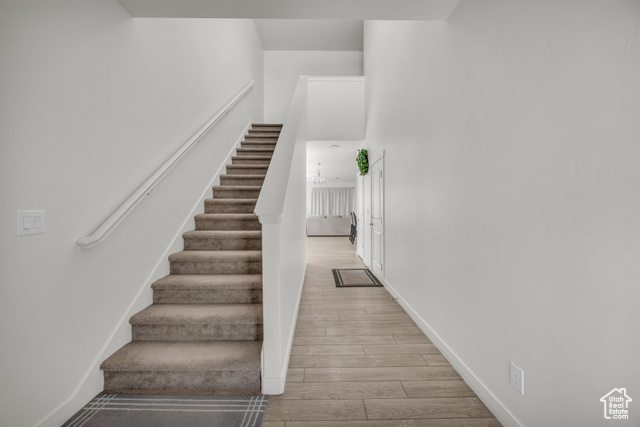 405 W Domain Ln