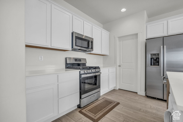 405 W Domain Ln
