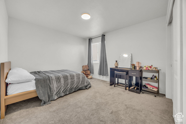 405 W Domain Ln