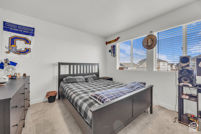 405 W Domain Ln