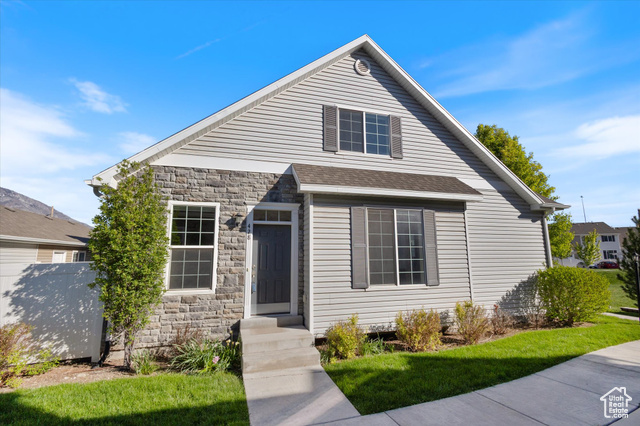 428 S TRI TERRA LN, Provo UT 84601