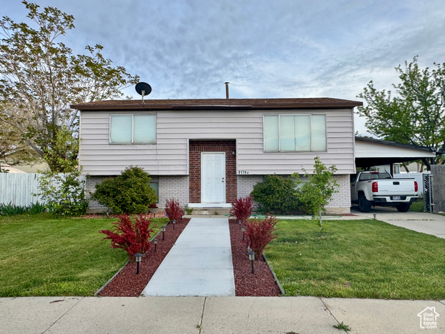 8129 W ARMORIDGE LN, Magna UT 84044