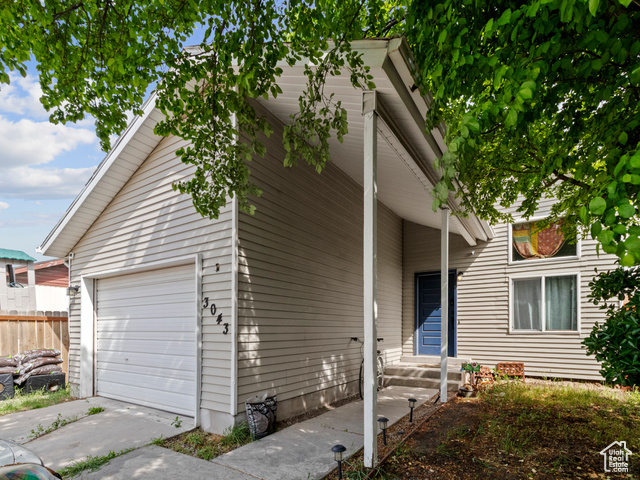 Photo 3 for MLS #2083729 at 3043 S Arthurs Ct Ct