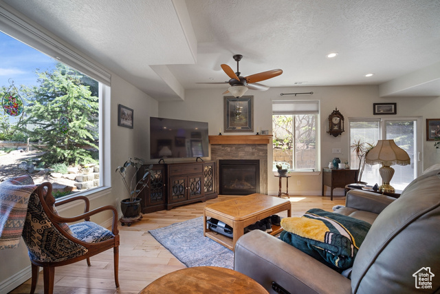 Photo 17 for MLS #2083772 at 1761 S Davis Blvd