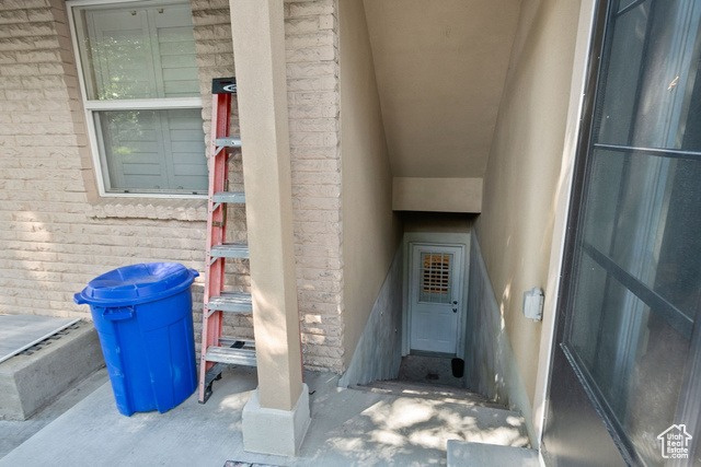 Photo 48 for MLS #2083772 at 1761 S Davis Blvd