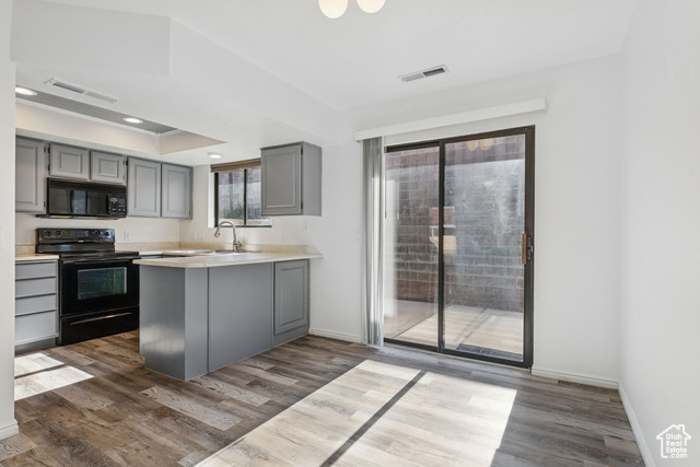 Photo 6 for MLS #2083822 at 1075 N 1400 West #32