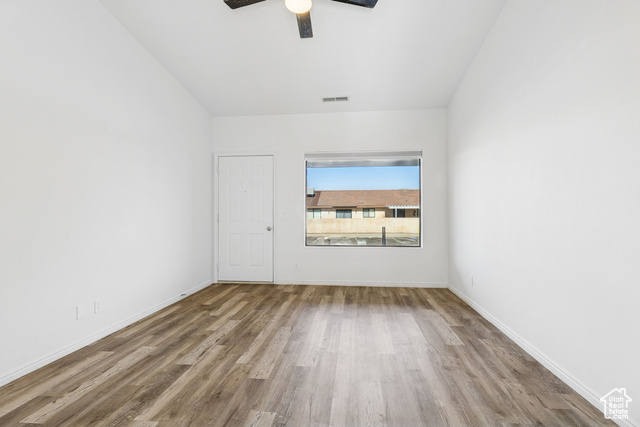 Photo 3 for MLS #2083822 at 1075 N 1400 West #32